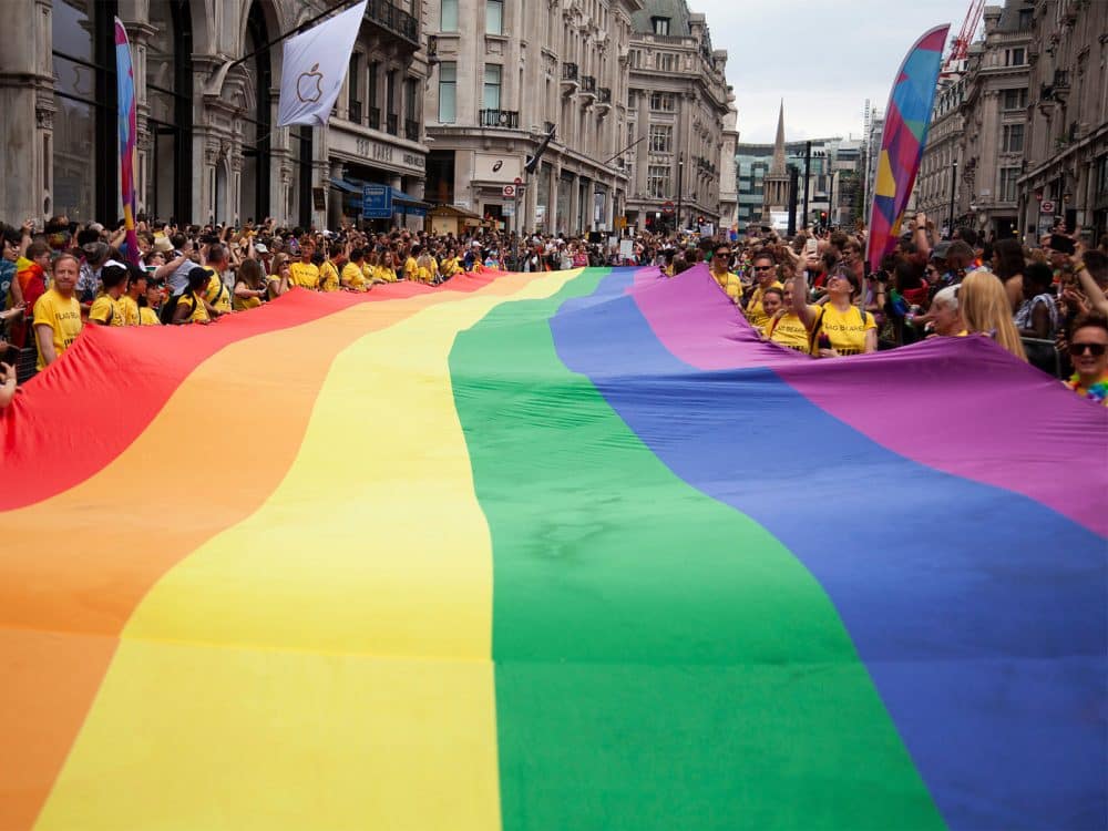 Large flags for crowds