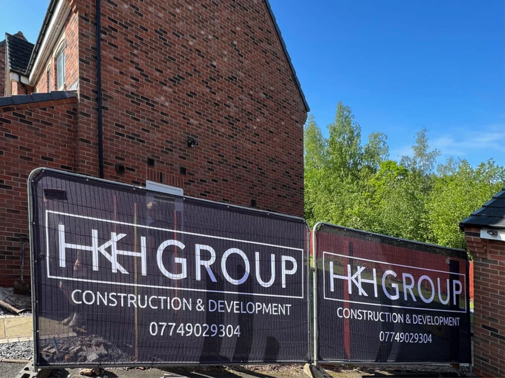 Heavy duty Heras banners